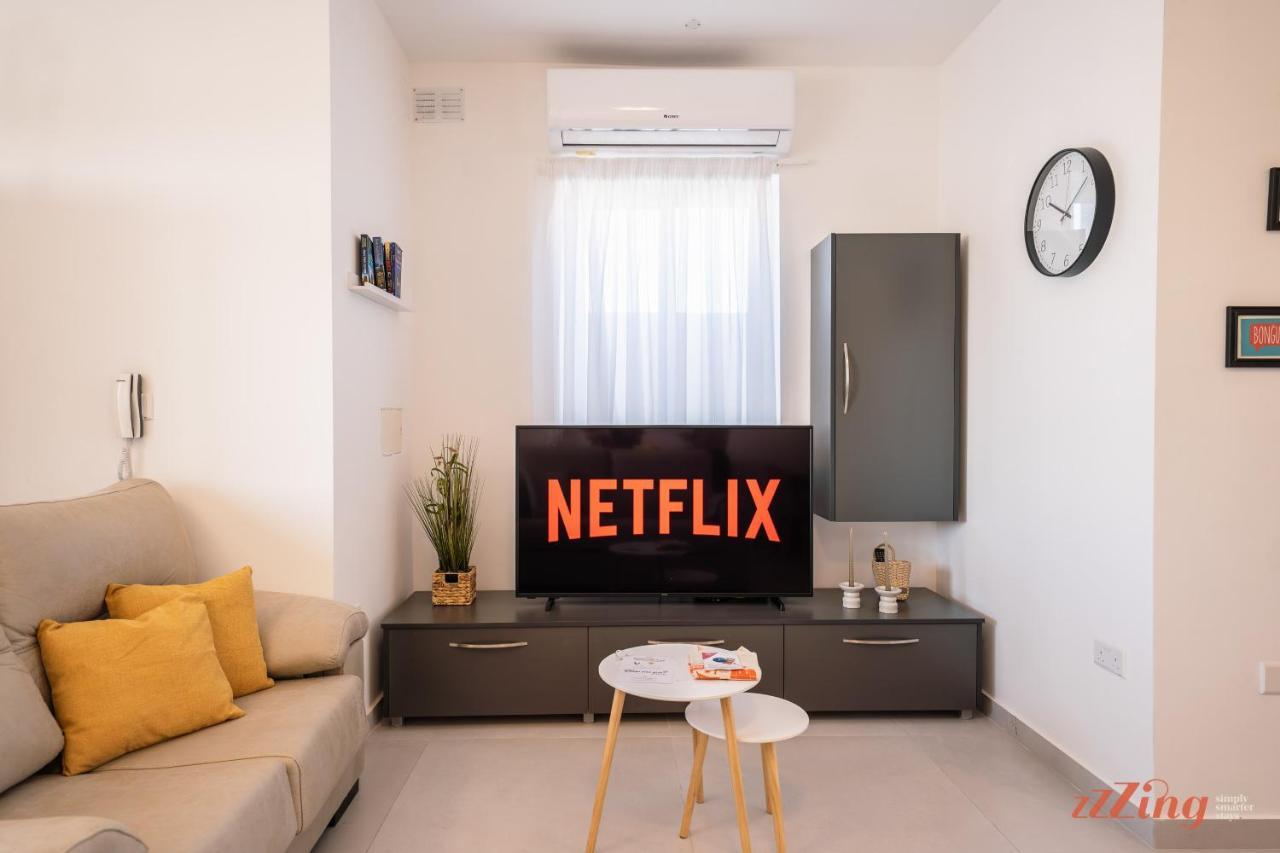 Modern Apartments In Malta'S Charming Моста Экстерьер фото